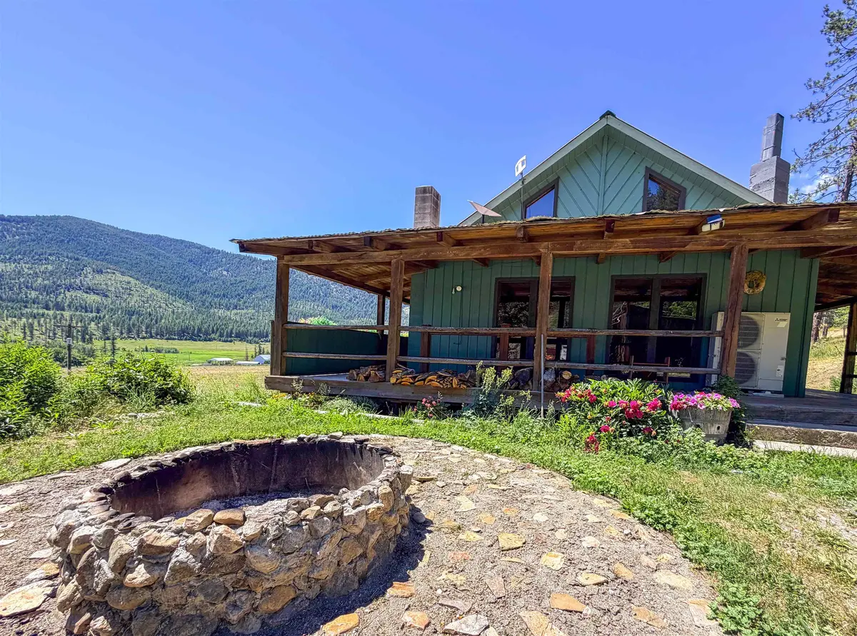 2098 Marble Valley Basin Rd, Addy, WA 99101