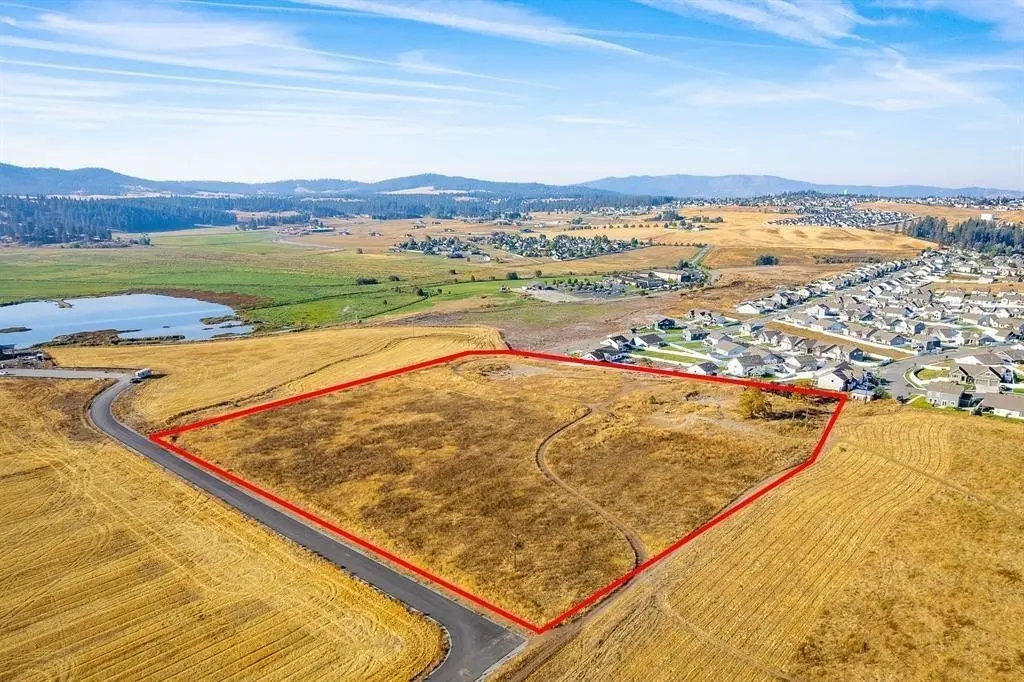 14XX S Henry Rd, Greenacres, WA 99016