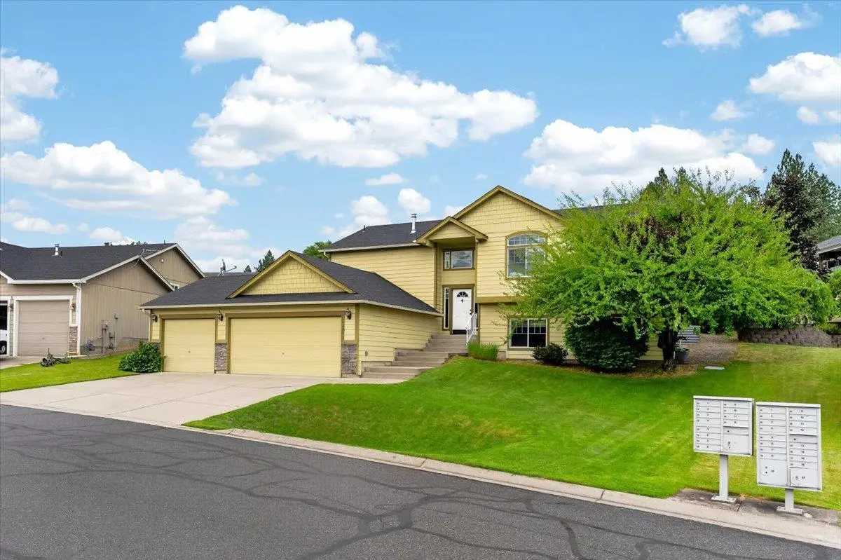 12018 N Korey Ln, Spokane, WA 99218