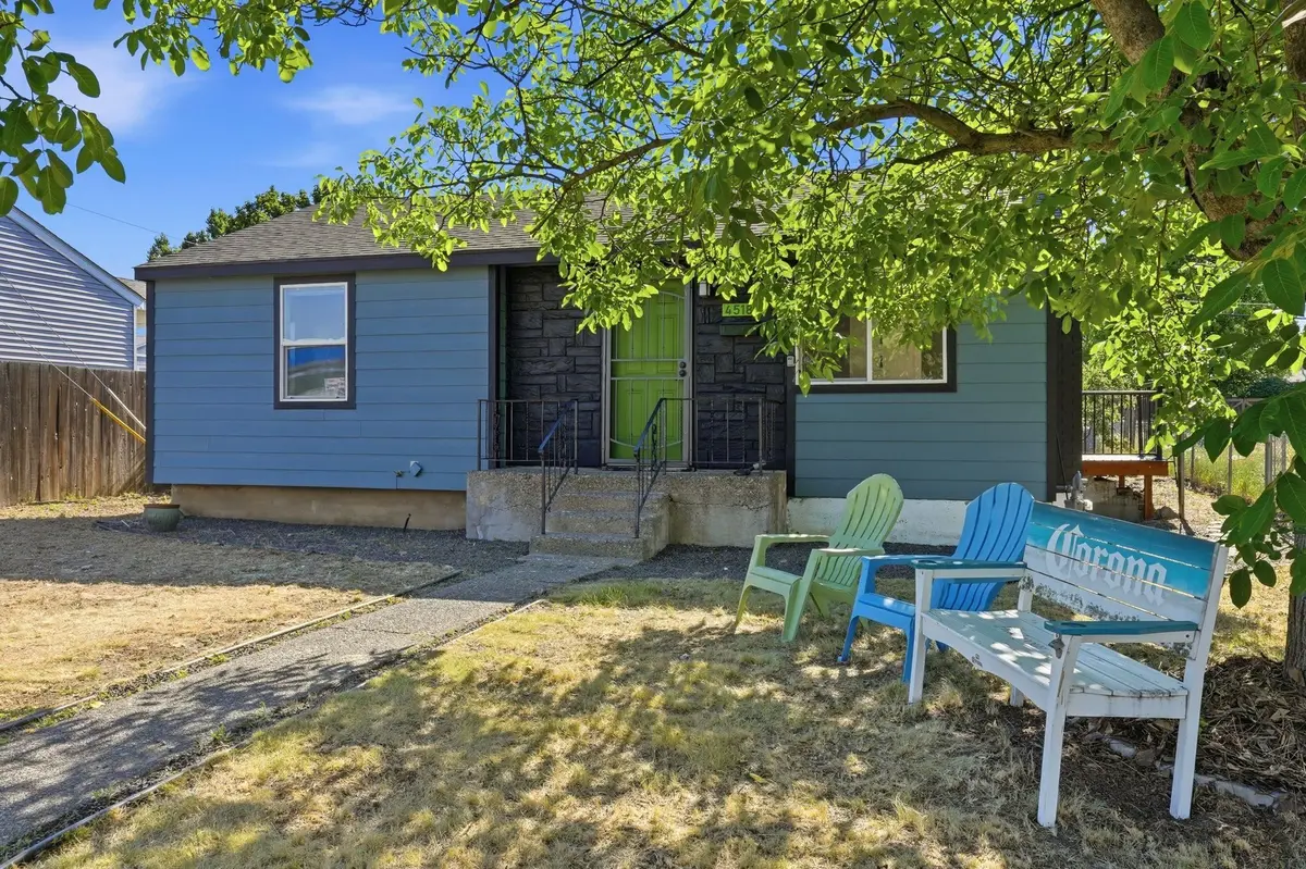 4518 N Assembly St, Spokane, WA 99205