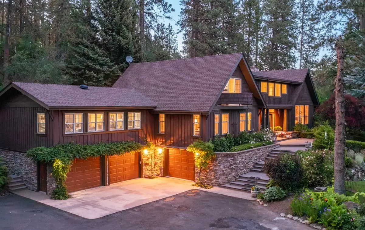 8225 S Regal Rd, Spokane, WA 99223
