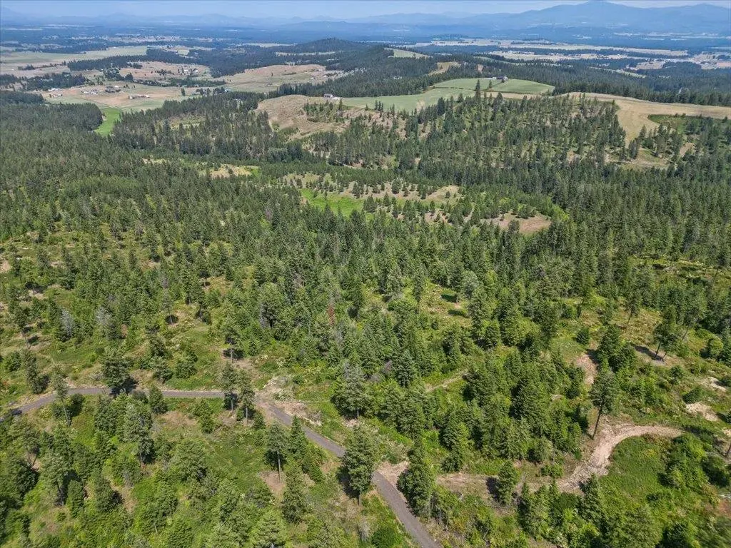 NKA N Moose Drool Ln #Lot E, Spokane, WA 99208