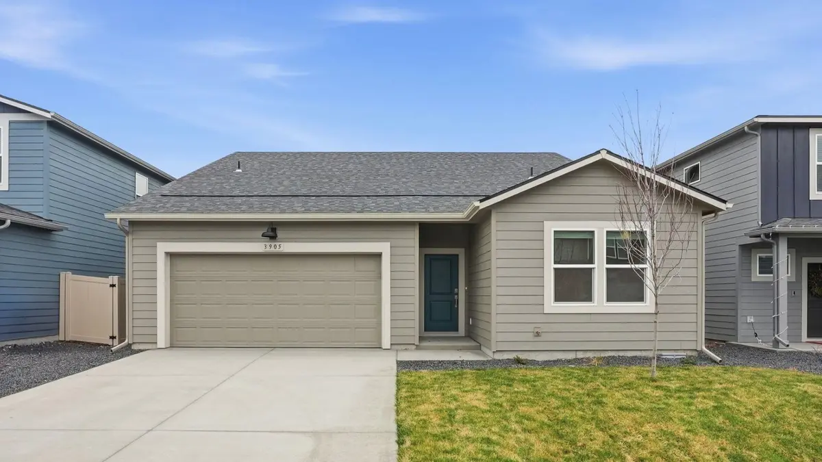 3814 S McCabe Ln, Spokane, WA 99206