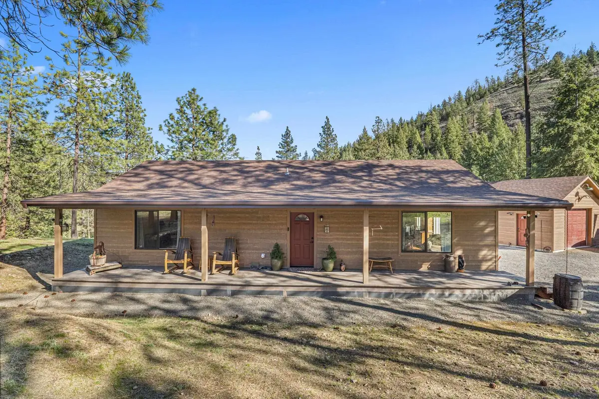 31297 E Dodd Creek Ln, Davenport, WA 99122