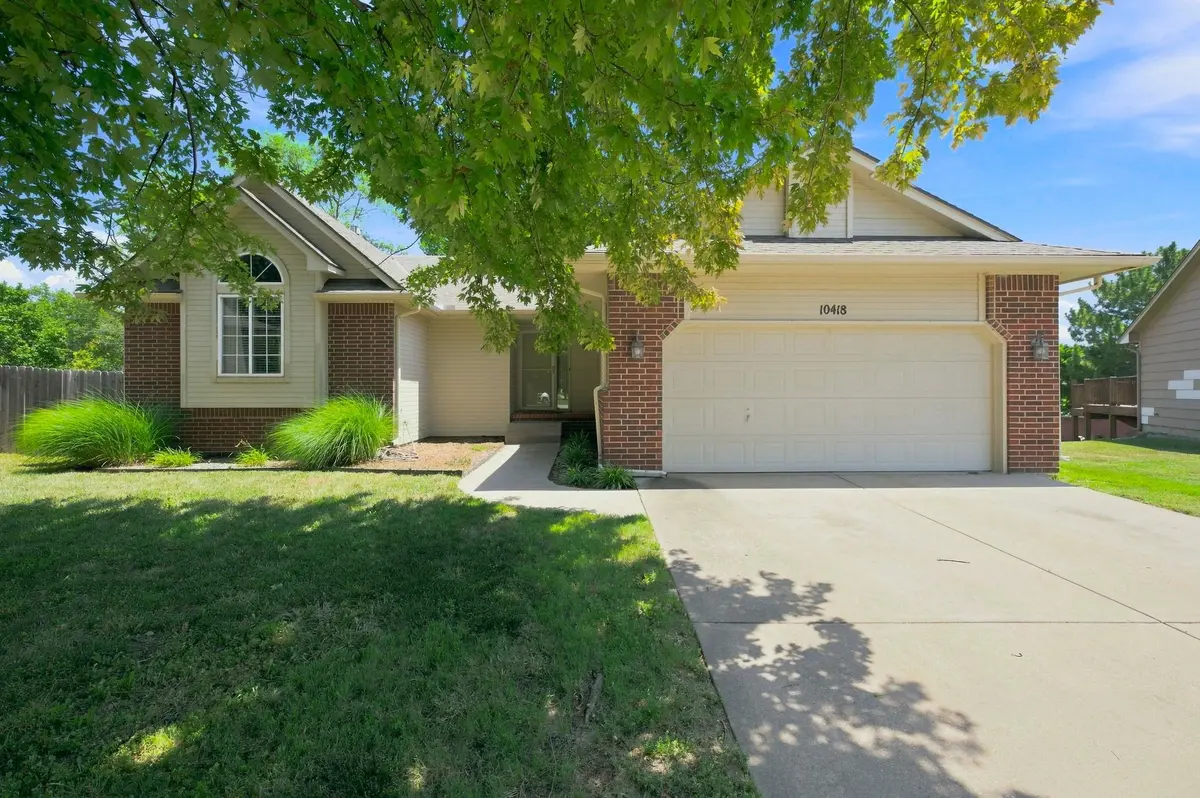 10418 W Taft Ct, Wichita, KS 67209