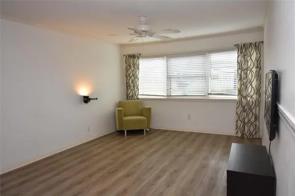 8888 Tallwood DR #2109, Austin, TX 78759