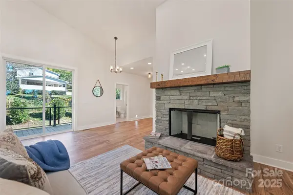 1807 Fisher Creek RD, Sylva, NC 28779