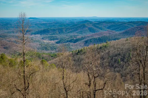 7596 Walkertop Mtn Overlook DR, Morganton, NC 28655