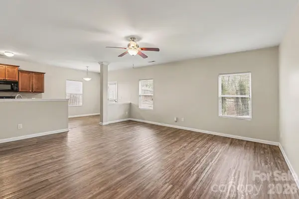 1039 Manston PL SW, Concord, NC 28025