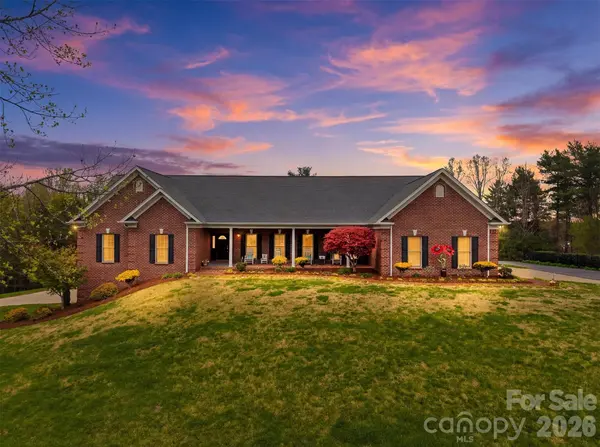 3330 Shamrock HTS, Hudson, NC 28638