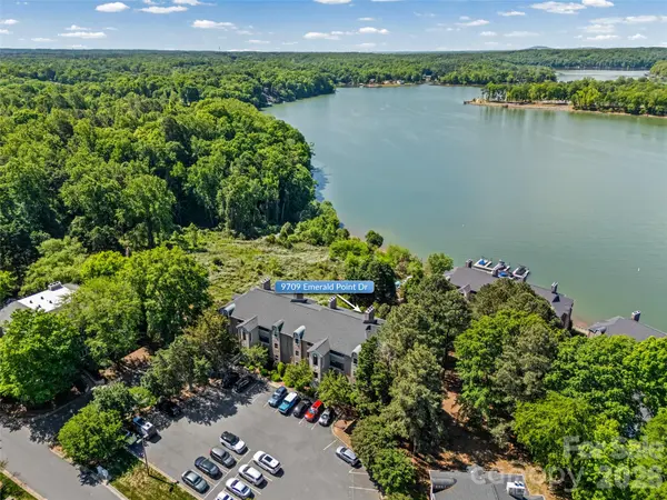 9709 Emerald Point DR #12, Charlotte, NC 28278