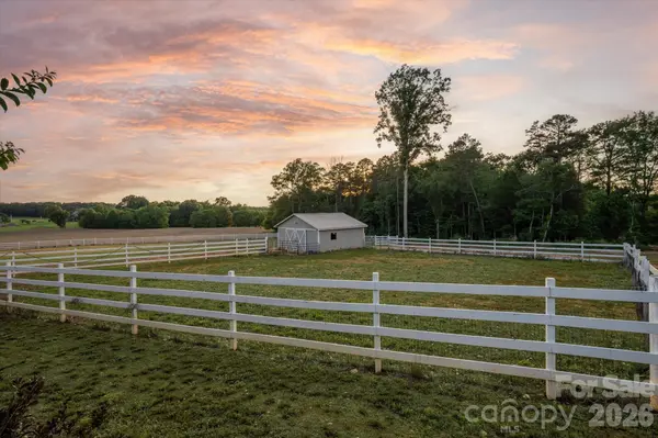 2206 Camden RD, Wingate, NC 28174
