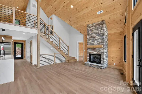 2199 Castle Peak MTN, Connelly Springs, NC 28612