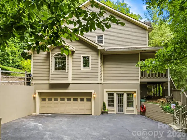 840 and 856 Stoney Stream LN, Arden, NC 28704