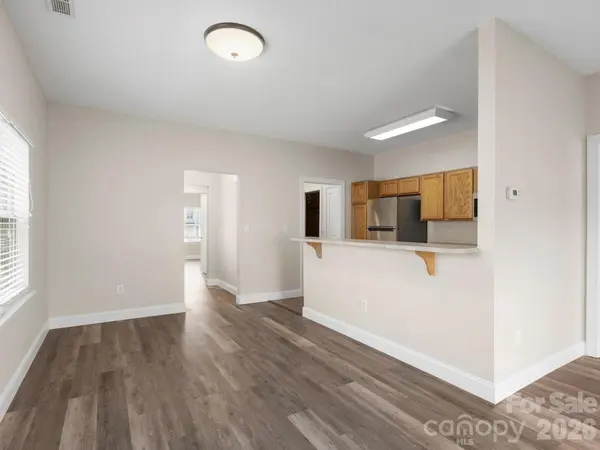 43 Foxden DR #104, Fletcher, NC 28732