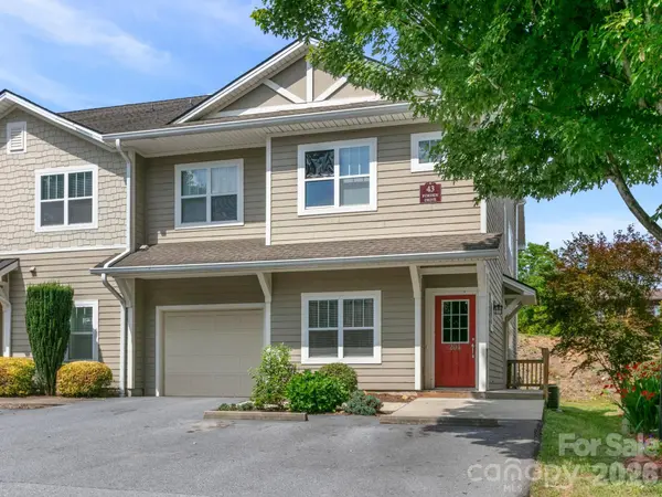 43 Foxden DR #104, Fletcher, NC 28732