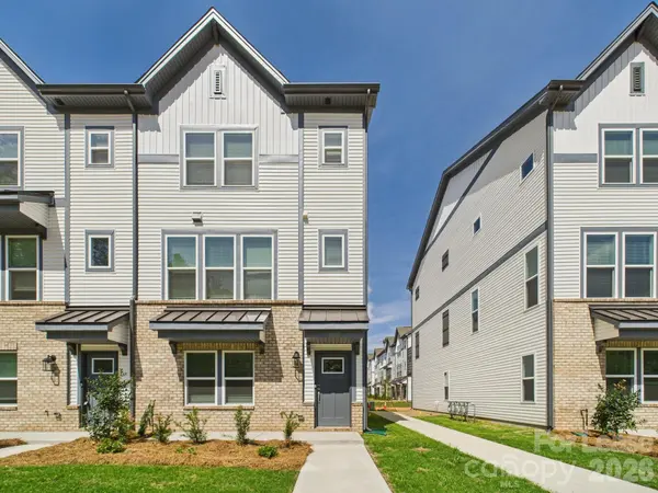 1623 Blanche ST, Charlotte, NC 28262