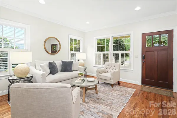 1825 Lombardy CIR, Charlotte, NC 28203