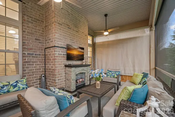 8211 Caesars Head DR, Waxhaw, NC 28173