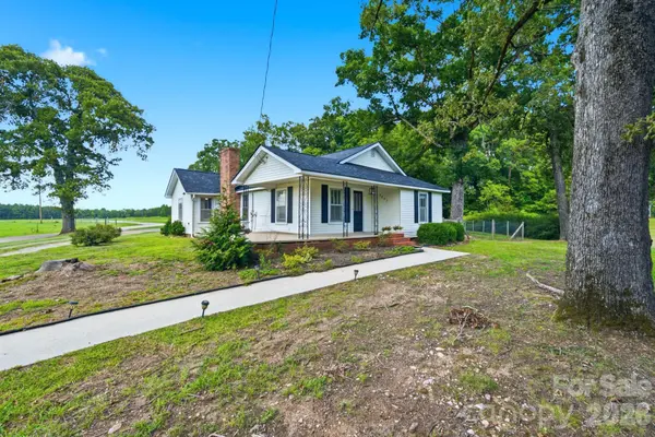 3041 Pink Plyler RD, Lancaster, SC 29720