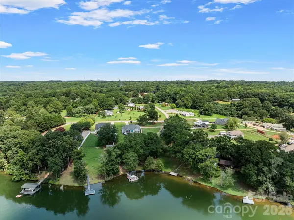 105 Michelle DR, Chesnee, SC 29323