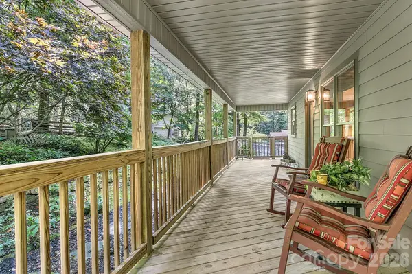 779 Thissa WAY, Brevard, NC 28712