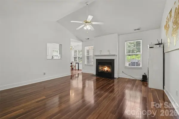 4437 Craven Hill DR, Charlotte, NC 28216