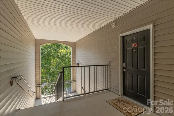 331 Appeldoorn CIR, Asheville, NC 28803