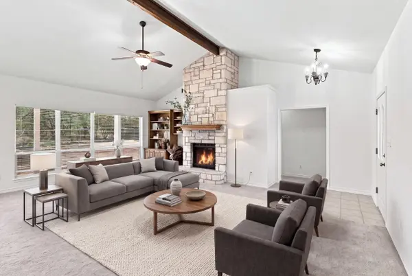 3303 E Scenic LOOP, Marble Falls, TX 78654