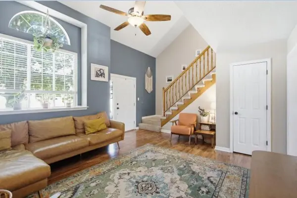 4301 NW Cortland DR, Blue Springs, MO 64015