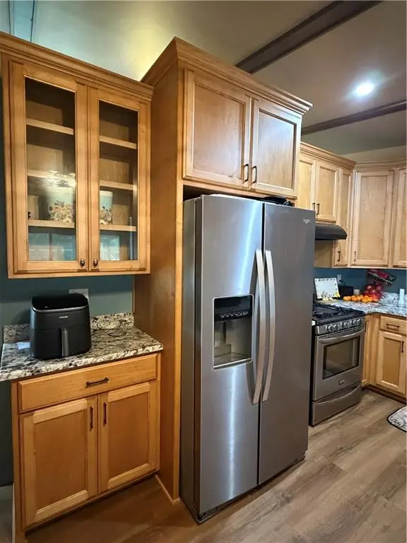 2600 Cardinal LN, St Joseph, MO 64503