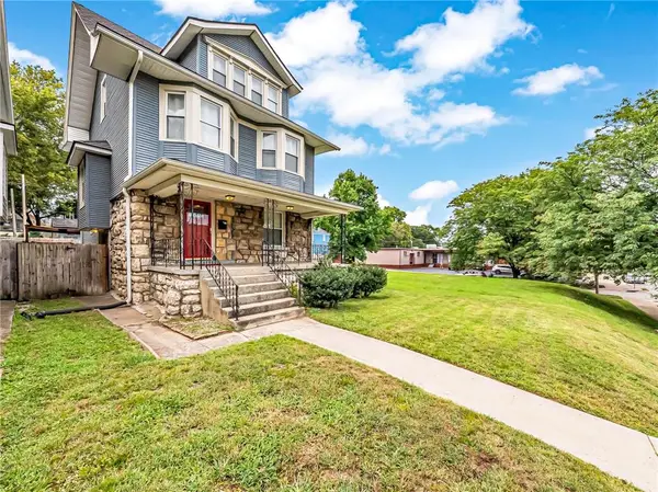 2606 CAMPBELL ST, Kansas City, MO 64108