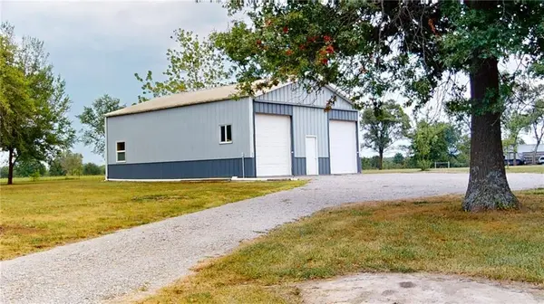 17165 S 1200 RD, Nevada, MO 64772