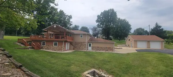 5001 NW High DR, Riverside, MO 64150