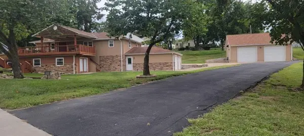 5001 NW High DR, Riverside, MO 64150