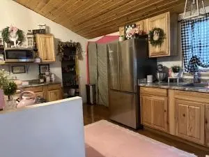 708 Wood AVE, Salina, KS 67401