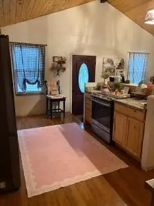 708 Wood AVE, Salina, KS 67401