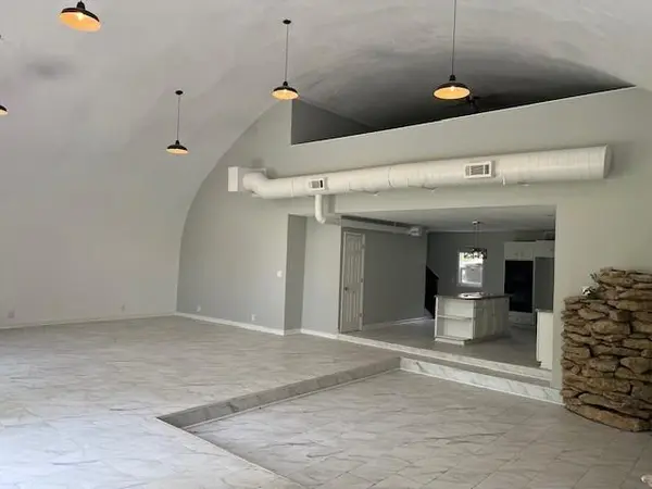 2910 Karnes RD, St Joseph, MO 64506