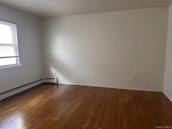 45 Benedict AVE ##2, Valley Stream, NY 11580