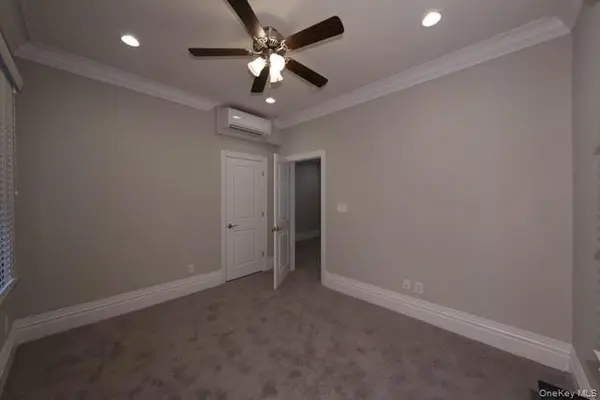 25 Trinity PL #6C, Hewlett, NY 11557