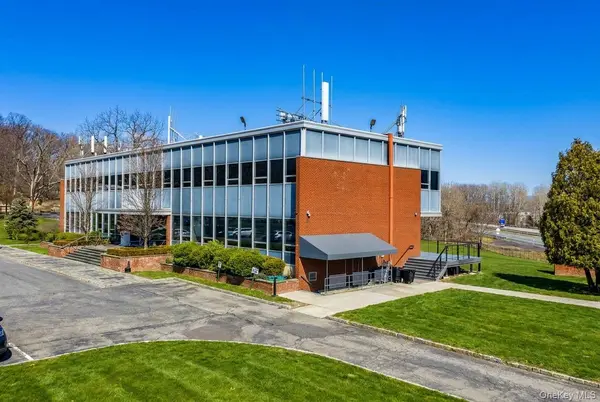 70 Pleasant Hill RD, New Windsor, NY 12553