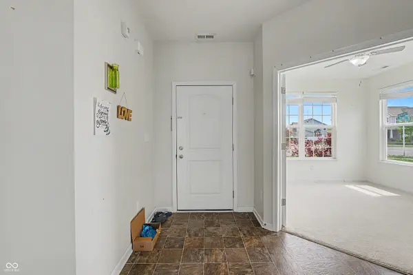5250 Hearst LN, Indianapolis, IN 46239