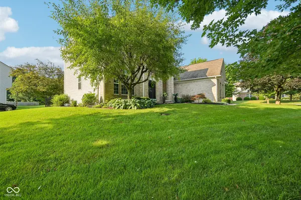 6177 Grove Walk CT, Noblesville, IN 46062