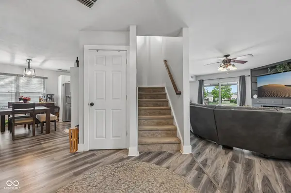 536 Waterford WAY, Danville, IN 46122