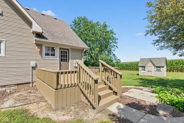 1386 E 700 N, Fortville, IN 46040