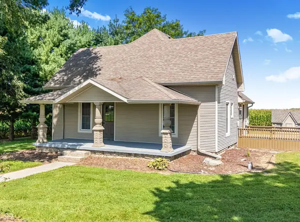 1386 E 700 N, Fortville, IN 46040