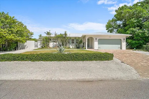 3515 LA PALOMA AVE, Sarasota, FL 34242