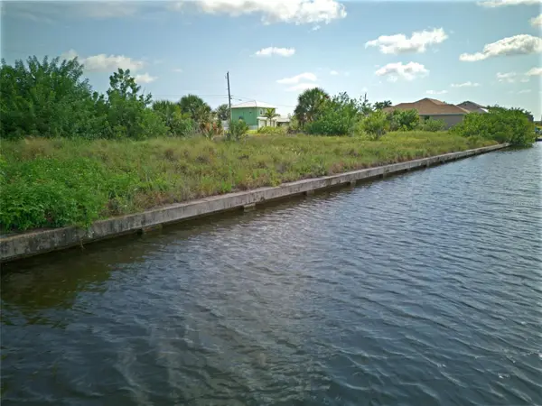 15482 MEACHAM CIR, Port Charlotte, FL 33981