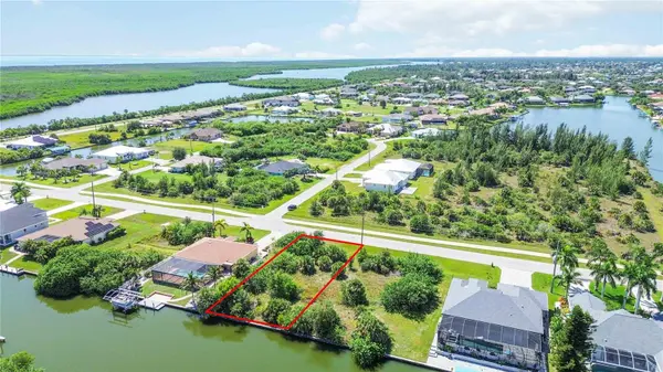 8633 CALUMET BLVD, Port Charlotte, FL 33981