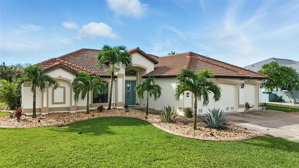 9402 MIGUE CIR, Port Charlotte, FL 33981